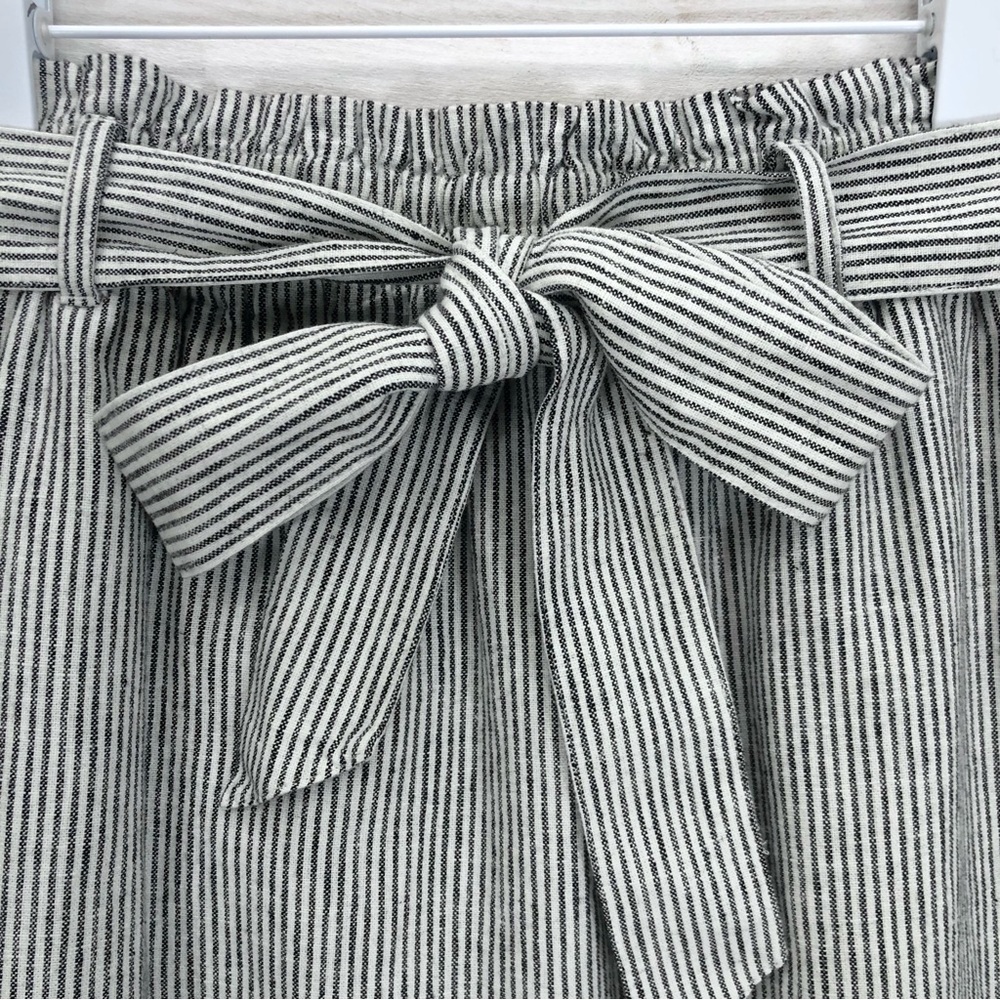J. Crew Paper Bag Skirt • Sz M • White with Black Pinstripes • EUC - Picture 5 of 12